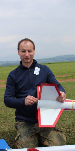 img_8612 michal krizek pri praci